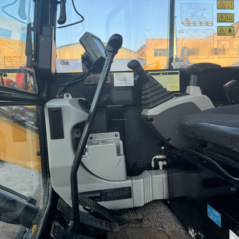 Sprzedaż używanej mini koparki japońskiej CAT305.5E2 używana maszyna budowlana mała koparka CAT303.5E 306E 308E