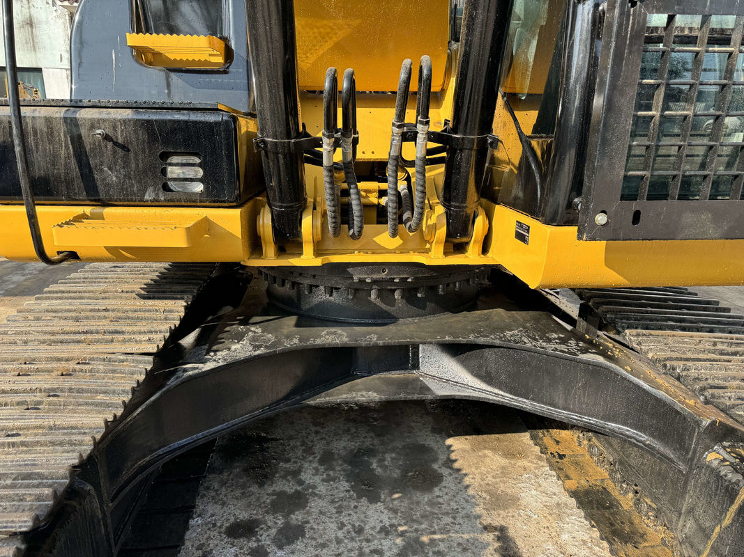 Caterpillar- Ekskawator oryginalny 320d2 konstrukcja hydrauliczna Digger CAT- 320d2 W dobrym stanie sprzedać tani używany grabarz