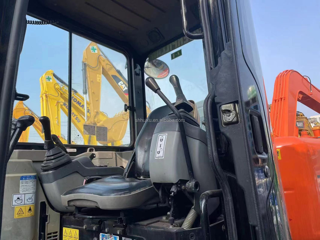 Używany Cat 303E Mini Cat 303 z użyciem z wysoką wydajnością 0.38m3 pojemność wiadra